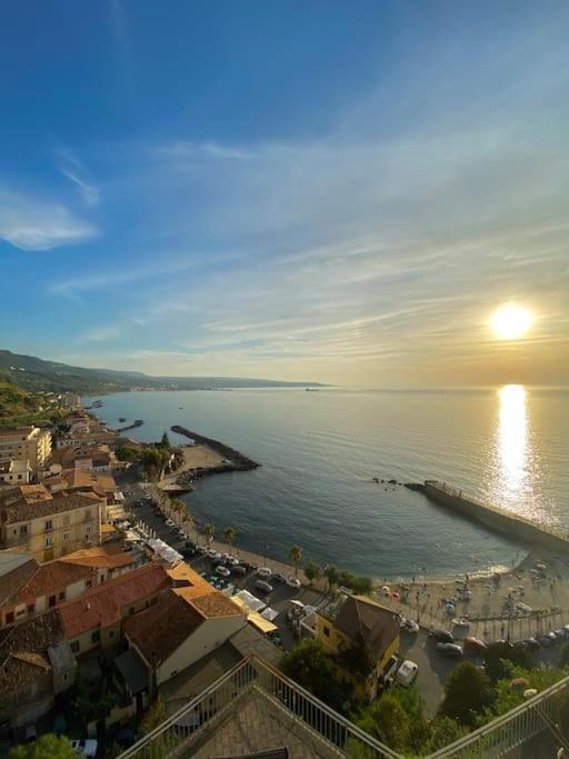 Casa Vacanze Al Civico 72 Pizzo  Buitenkant foto
