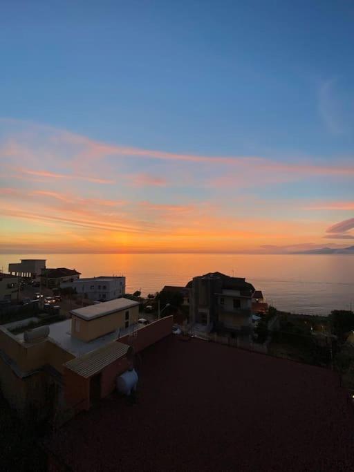 Casa Vacanze Al Civico 72 Pizzo  Buitenkant foto
